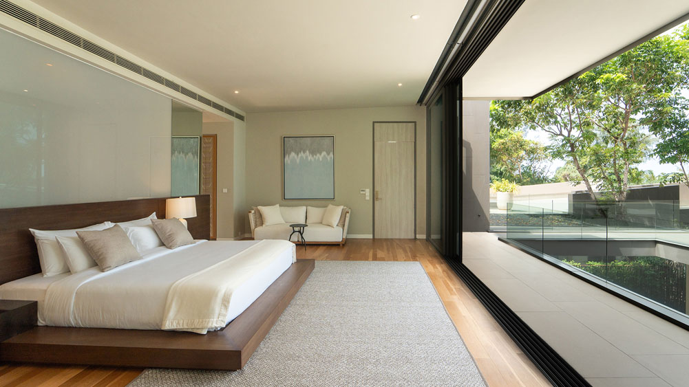 Veyla Beach Villa 6 - Palatial upstairs master bedroom